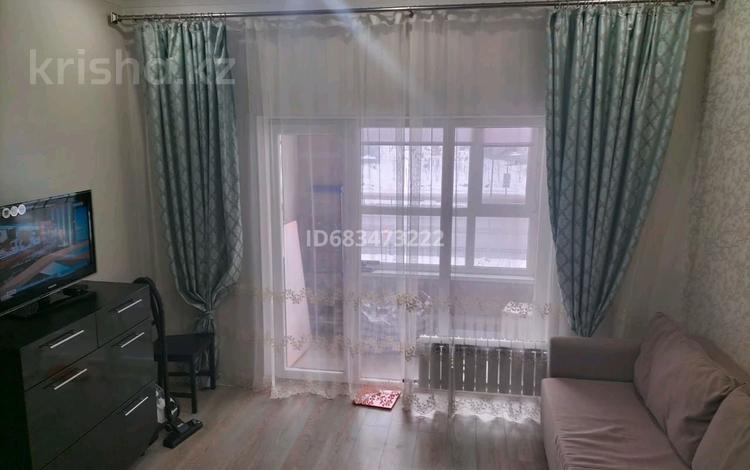 1-комнатная квартира · 40.2 м² · 2/10 этаж, мкр Пригородный, Бокейхана 25 за 27 млн 〒 в Астане, Есильский р-н — фото 2