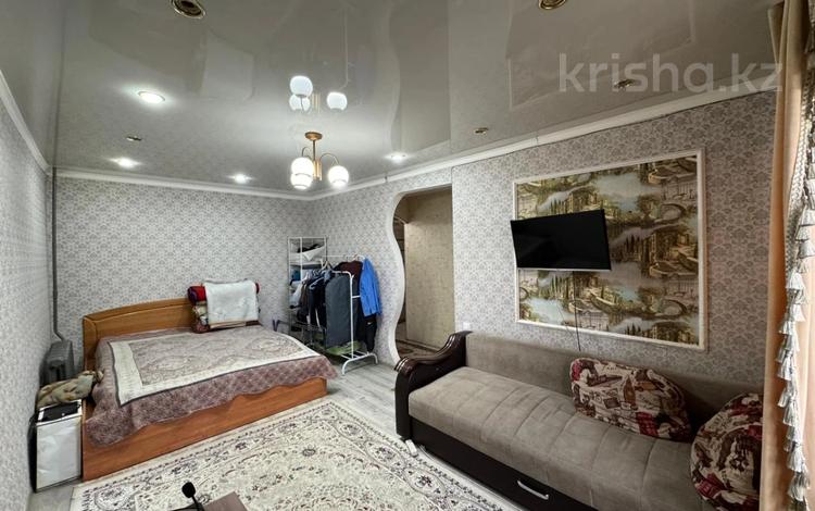 1-комнатная квартира · 29 м² · 4/5 этаж, мкр Новый Город, Алиханова — Мед Университет, Политех, Вечный огонь за 12.9 млн ₸ в Караганде, Казыбек би р-н — фото 9