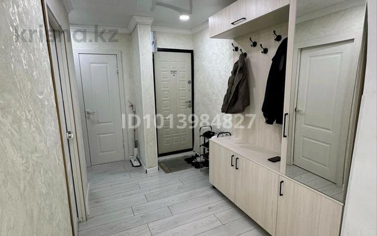 4-комнатная квартира · 61.9 м² · 4/5 этаж, Независимость 55 за 16.5 млн ₸ в Сатпаев — фото 2