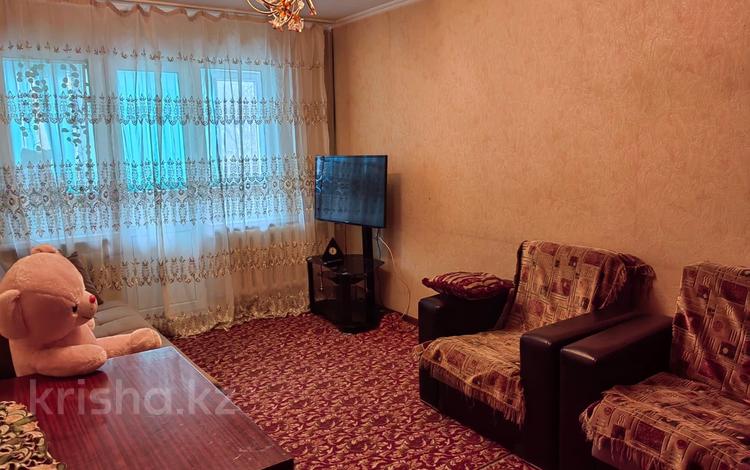 2-комнатная квартира · 50 м² · 3/5 этаж, 16-й микрорайон 48 за 140 000 ₸ в Шымкенте, Аль-Фарабийский р-н — фото 2