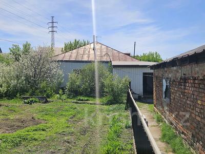 Отдельный дом · 4 комнаты · 63 м² · 6 сот., Переулок Ермака за 8.8 млн ₸ в Усть-Каменогорске