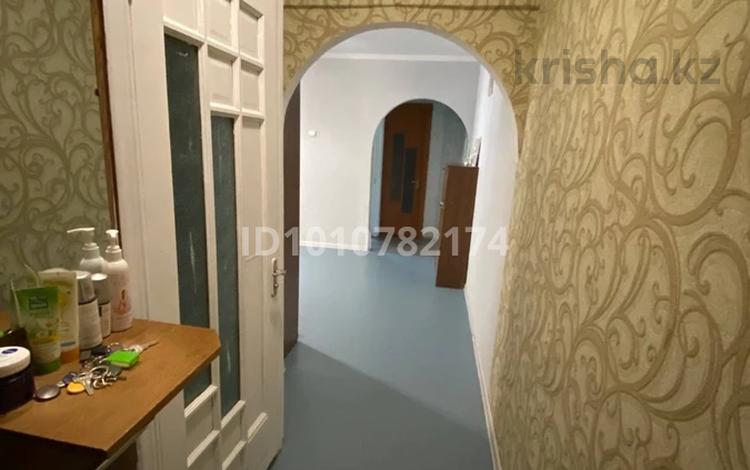 3-бөлмелі пәтер · 55.4 м² · 2/5 қабат, Клочкова 19 — Клочкова-Карасай батыр, бағасы: 43 млн ₸ в Алматы, Алмалинский р-н — фото 6