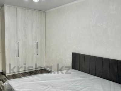 1-комнатная квартира · 50 м² · 8/12 этаж, мкр Аккент, Шарипа Омарова — Фаризы Онгарсыновой за 240 000 〒 в Алматы, Алатауский р-н