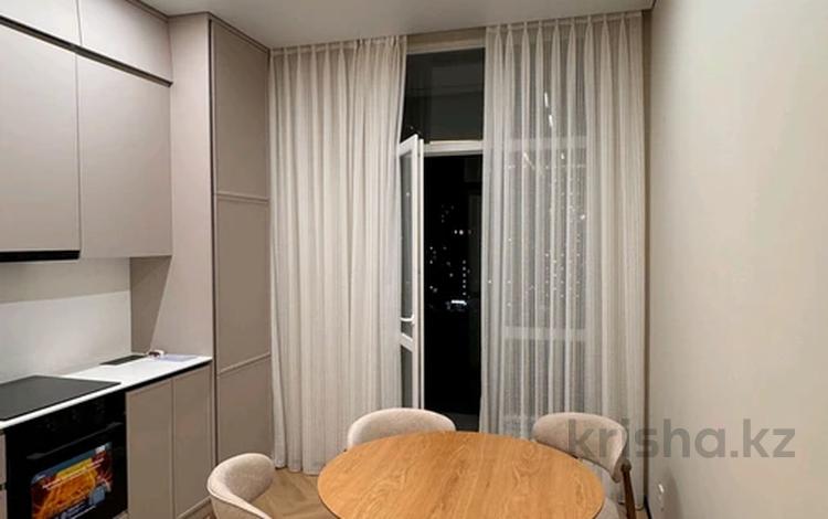 1-бөлмелі пәтер · 50 м² · 11 қабат, Сыганак 28, бағасы: 300 000 ₸ в Астане, Нура р-н — фото 2