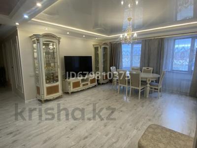 3-бөлмелі пәтер, 105 м², 4/9 қабат ай сайын, Кокжал Барака 13/2, бағасы: 500 000 〒 в Усть-Каменогорске