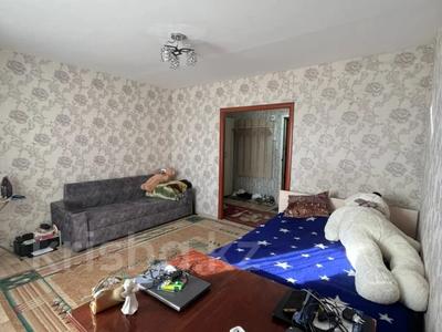 Продажа квартир в Абай обл.: 1-комнатная квартира · 42.1 м² · 5/9 этаж, Бозтаева 59 за 14.8 млн 〒 1-комнатная квартира · 42.1 м² · 5/9 этаж, Бозтаева 59 за 14.8 млн 〒 в Семее