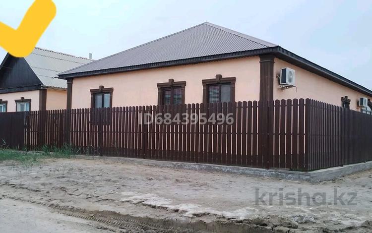 Отдельный дом · 3 комнаты · 65 м² · 8 сот., ул. Шолохова 44 за 80 000 ₸ в Атырау — фото 3