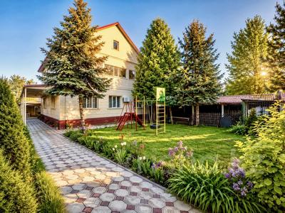 Отдельный дом · 7 комнат · 330 м² · 10 сот., Алмас 157 — Шаляпина Момушылы рядом трц Спутник за 1.7 млн ₸ в Алматы