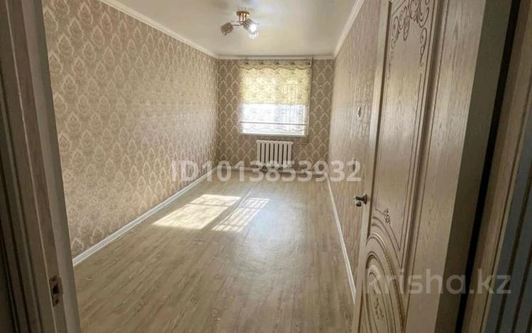 3-комнатная квартира · 64 м² · 3/5 этаж, Есенова 20А — Болашак за 16 млн ₸ в  — фото 2