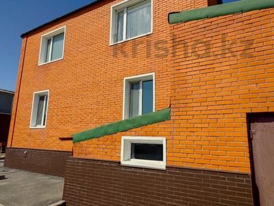 Отдельный дом · 6 комнат · 300 м² · 13 сот., Пришахтинск, Экибастузская за 50 млн 〒 в Караганде, Алихана Бокейханова р-н