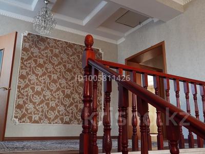 Дом · 8 комнат · 400 м², Богенбай батыр 8 — Ситорага карама карсы за 50 000 〒 в Астане, Сарыарка р-н