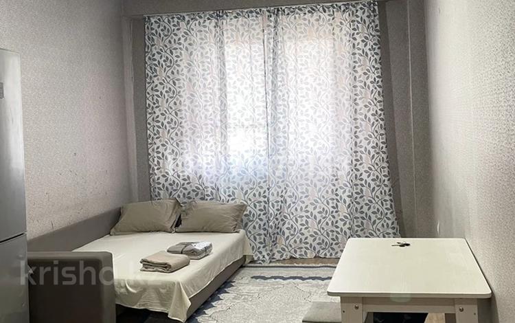 1-комнатная квартира · 30 м² · 10/10 этаж, Райымбека 483 за 10 000 ₸ в Алматы, Алатауский р-н — фото 3