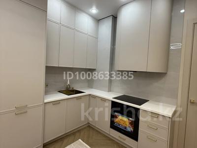 3-комнатная квартира · 76 м² · 11/18 этаж, Туран 52/2, 52/3 за 64.5 млн 〒 в Астане, Есильский р-н