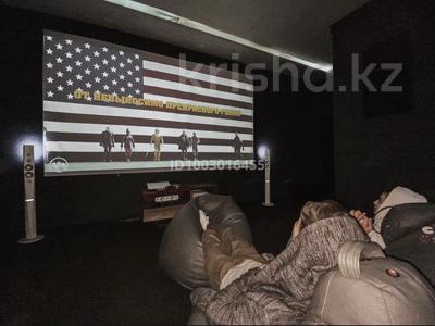 Частный премиум кинотеатр · 150 м², бағасы: 13 млн ₸ в Караганде, Казыбек би р-н