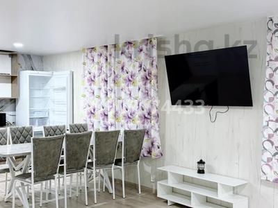 Дом · 3 комнаты · 100 м², Водоводная — Рядом с Номадом Семейкой за 60 000 〒 в Новой бухтарме