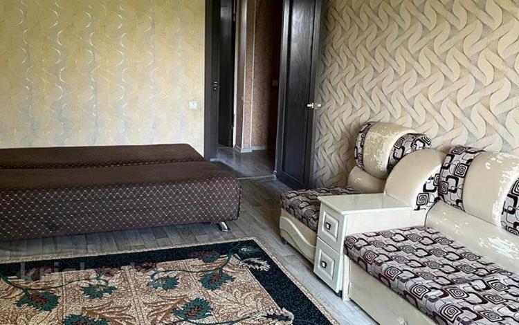 2-комнатная квартира · 51 м² · 5/5 этаж, мкр Аксай-3Б 18 за 34 млн ₸ в Алматы, Ауэзовский р-н — фото 2