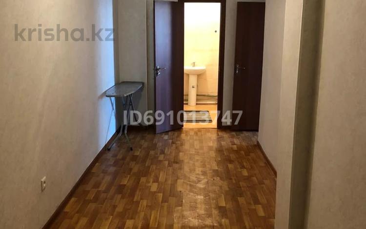 2-комнатная квартира, 68 м², 3/5 этаж, Мкр. Байтерек 36 за 15 млн 〒 в Таразе — фото 2