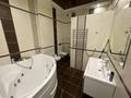 2-комнатная квартира · 64.7 м² · 10/12 этаж, мкр 5, Алии Молдагуловой 3 за 26 млн ₸ в Актобе — фото 12