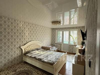 2-бөлмелі пәтер · 44 м² · 2/4 қабат, мкр №6, Абая 40 — Саина, бағасы: 28.5 млн ₸ в Алматы, Ауэзовский р-н
