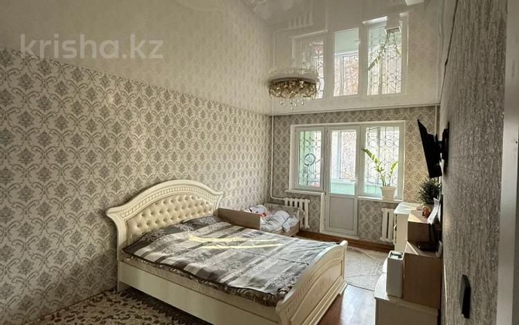 2-бөлмелі пәтер · 44 м² · 2/4 қабат, мкр №6, Абая 40 — Саина, бағасы: 28.5 млн ₸ в Алматы, Ауэзовский р-н — фото 3