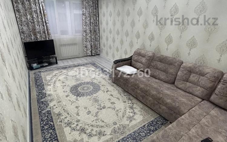 1-бөлмелі пәтер · 55 м² · 2/5 қабат, Халиуллина 196/1, бағасы: 250 000 ₸ в Алматы, Медеуский р-н — фото 2