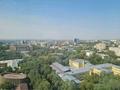 4-бөлмелі пәтер · 150 м² · 16/23 қабат, Кабанбай батыра, бағасы: 750 000 ₸ в Алматы, Алмалинский р-н — фото 3