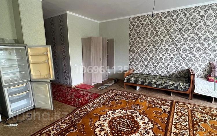 1-бөлмелі пәтер · 52 м² · 1/9 қабат, Нұрсәт ш/а 217 — Роддом, аллея, бағасы: 120 000 ₸ в Шымкенте, Каратауский р-н — фото 2