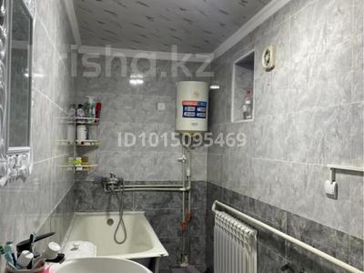 Жеке үй · 8 бөлме · 1079 м² · 8 жүзд., Алтыүй, Поселок Головацкий — Улица Төле би, бағасы: 39 млн ₸ в Жаркенте, Алтыуй