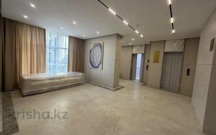 3-комнатная квартира · 93.5 м² · 4/12 этаж, по ул. Ханов Керея и Жанибека, напротив Президентского парка 48 — БЕЗ КОМИССИИ за ~ 66.5 млн ₸ в Астане, Есильский р-н — фото 39