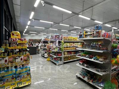 Магазины и бутики · 400 м² за 800 000 ₸ в Таразе