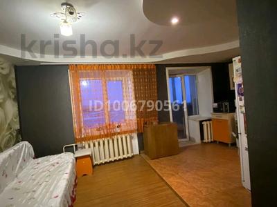 4-бөлмелі пәтер · 80.4 м² · 5/5 қабат, 7мкр — Возле дома КБРУ, бағасы: 11.5 млн 〒 в Лисаковске