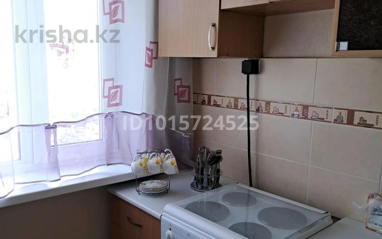 2-бөлмелі пәтер · 54 м² · 3/5 қабат, Юго-Восток ш/а., Сатыбалдина 28, бағасы: 25 млн ₸ в Караганде, Казыбек би р-н — фото 2
