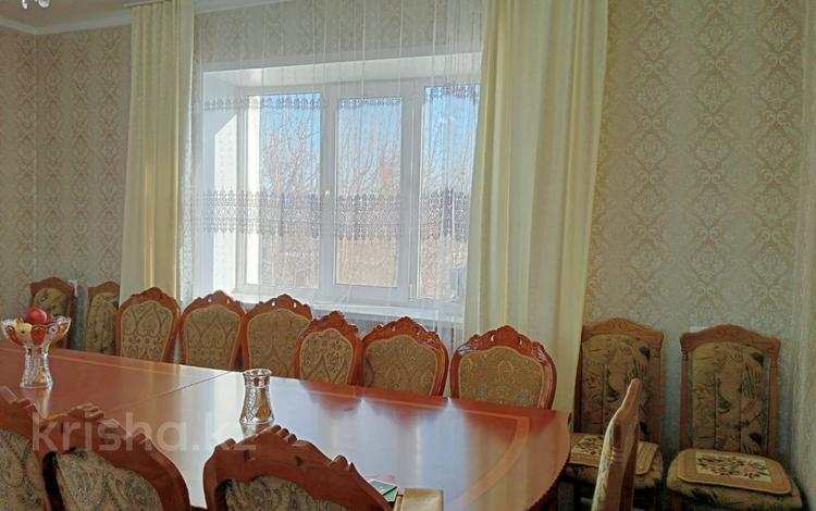 Отдельный дом • 5 комнат • 206 м² • 10 сот., Қазығұрт, Зачаганск за 52 млн 〒 в Уральске — фото 2