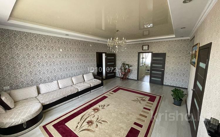 4-комнатная квартира · 176 м² · 1 этаж, мкр Геолог, Жанибек Ташенева 135 за 31.5 млн ₸ в Атырау — фото 2