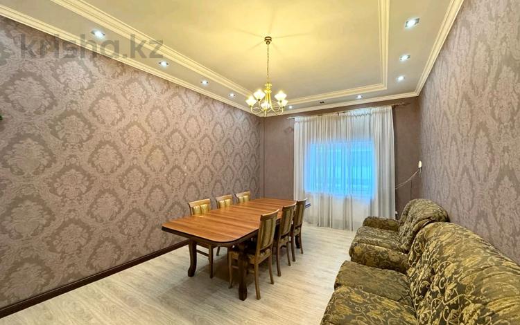 4-бөлмелі пәтер · 168 м² · 8/18 қабат, Динмухаммед Кунаев 12, бағасы: 82 млн ₸ в Астане, Есильский р-н — фото 2