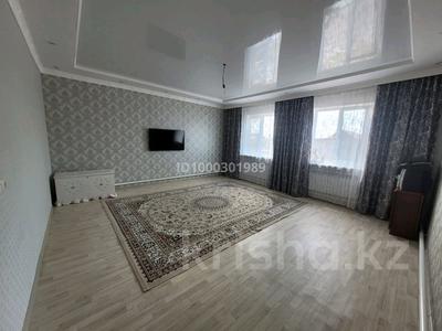 Продажа домов и дачи в Атырауской обл.: Отдельный дом · 2 комнаты · 75 м² · 9 сот., мкр Кайнар, Курмангазиева 53 — Курмангазиева 53 за 13.5 млн 〒 Отдельный дом · 2 комнаты · 75 м² · 9 сот., мкр Кайнар, Курмангазиева 53 — Курмангазиева 53 за 13.5 млн 〒 в Атырау