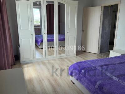 3-комнатная квартира · 80.6 м² · 7/9 этаж, Береке 61 — Ул.Мира, Плаза, ДаВинчи, 31 школа, ЖК Лондон за 43.6 млн 〒 в Костанае