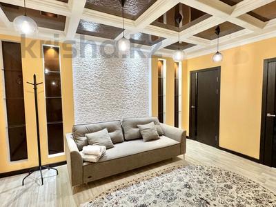2-комнатная квартира · 55 м² · 7/9 этаж, мкр Нурсая, Таумуш Жумагалиев 15 за 17 000 ₸ в Атырау