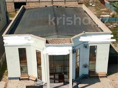 Свободное назначение, офисы, медцентры и аптеки, образование, развлечения · 1100 м² за 360 млн 〒 в Атырау, мкр Нурсая