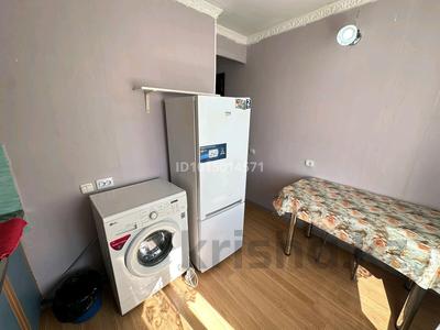 1-комнатная квартира · 10 м² · 5/5 этаж, мкр 5, Есет батыра 107 за 10 000 ₸ в Актобе