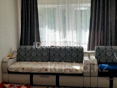2-бөлмелі пәтер · 50 м² · 1/5 қабат, Абылай хана 60 — Магазин Караван,ресторан Аль-Баракат, бағасы: 15 млн ₸ в Щучинске