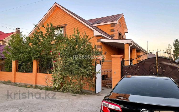 Отдельный дом · 6 комнат · 220 м² · 10 сот., Жеруйык 27 улица 10 за 72 млн ₸ в Атырау — фото 11