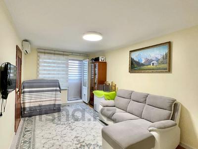 2-бөлмелі пәтер · 56 м² · 10/12 қабат, мкр Аксай-2 13, бағасы: 37 млн ₸ в Алматы, Ауэзовский р-н