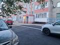 2-комнатная квартира · 66 м² · 2/5 этаж, Ленина 33 — ТД Гинвич "Аксу Молл " Супермаркет, Поликлиника. за 235 000 ₸ — фото 59