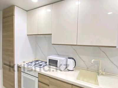 3-бөлмелі пәтер · 80 м² · 3/5 қабат, Мухита 57, бағасы: 350 000 ₸ в Уральске