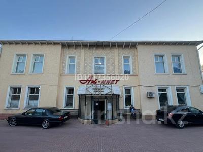 Свободное назначение, офисы, магазины и бутики, склады, общепит, салоны красоты, бани, гостиницы и зоны отдыха, фитнес и спорт, медцентры и аптеки, образование, развлечения, конференц-залы, кабинеты и рабочие места, студии · 300 м² за 630 000 〒 в Шымкенте, Туран р-н