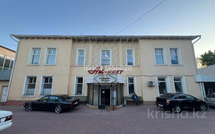 Еркін, кеңселер, дүкендер мен бутиктер, қоймалар, қоғамдық тамақтану орны, сұлулық салондары, монша, қонақ үй және демалыс орындары, фитнес және спорт, медорталықтар мен дәріханалар, білім орталықтары, ойын-сауық, конференц-залдар, кабинеттер және жұмыс орындары, студиялар · 300 м², бағасы: 630 000 ₸ в Шымкенте, Туран р-н — фото 2