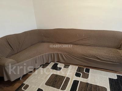 2-бөлмелі пәтер · 90 м² · 5/5 қабат, 10 мкр Аса 1, бағасы: 90 000 ₸ в Таразе