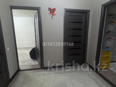 3-бөлмелі пәтер · 62.2 м² · 5/5 қабат, мкр 5 102/1 — Исторический факультет Жубанова, бағасы: 18.7 млн ₸ в Актобе