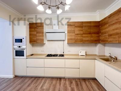 4-комнатная квартира · 135.6 м² · 2/9 этаж, Алия Молдагулова за 66.5 млн ₸ в Актобе